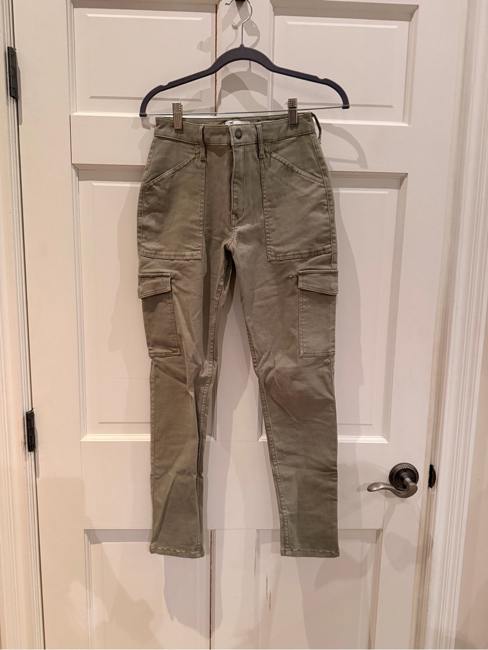Hollister Olive Green Cargo Pants with Utility Pockets